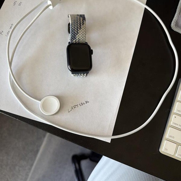 Apple Watch Series 9 41mm - Midnight, A2978 - GPS, Aluminum