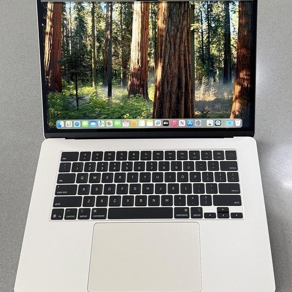 MacBook Air 2025 (M4) - 15 inch - 256 GB, Starlight, 16 GB, Apple M4