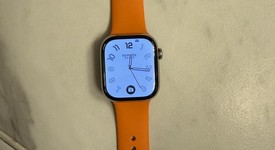 Good
													Apple Watch Series 10 42mm - Unlocked, Silver, A3001 - Cellular, Hermes, photo 4 of 9