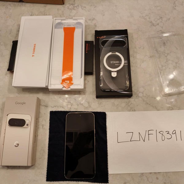 Google Pixel 10 Pro XL - Unlocked, 256 GB, Porcelain, GUL82