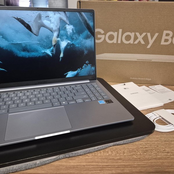Samsung Galaxy Book4 Edge - 512 GB, Sapphire, 16 GB, 15.6 inch