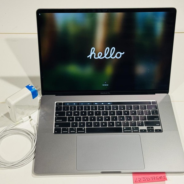 MacBook Pro 2019 - 16 inch - 1 TB, Gray, 32 GB, Intel Core i9