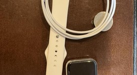 Fair
													Apple Watch Series 6 44mm - Unlocked, Silver, A2294 - Cellular, Stainless Steel, photo 5 of 27