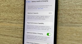 Mint
													Apple iPhone SE 3rd Gen 2022 - Unlocked, Midnight, 128 GB, A2595, photo 4 of 11