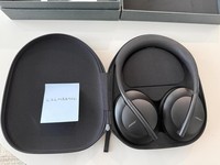 Bose Noise Cancelling Headphones 700