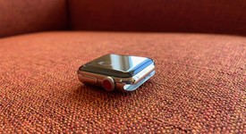 Good
													Apple Watch Series 3 38mm - Unlocked, Silver, A1860, Stainless, photo 3 of 9