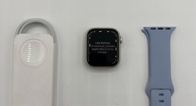Mint
													Apple Watch Series 8 41mm - Unlocked, Starlight, A2772 - Cellular, Aluminum, photo 3 of 11