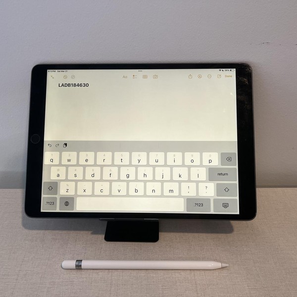 Apple iPad Air 3rd Gen - Wi-Fi, 64 GB, Gray