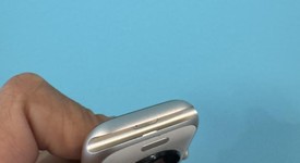 Good
													Apple Watch SE 2nd Gen 40mm - Unlocked, Starlight, A2726 - Cellular, Aluminum, photo 6 of 6