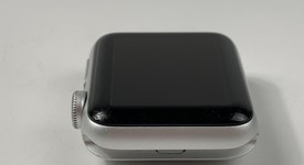 Fair
													Apple Watch Series 3 38mm - Silver, A1858, Aluminum - GPS, photo 4 of 5