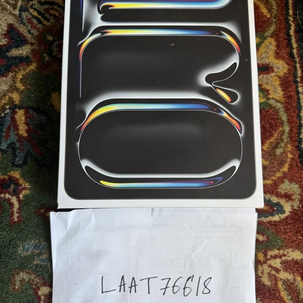 Apple iPad Pro 11 inch (M4) 2024 - Wi-Fi, Black, 256 GB, 8 GB, A2836, Standard Glass