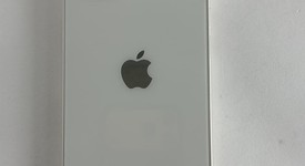 Mint
													Apple iPhone 13 - Unlocked, Starlight, 128 GB, A2482, photo 3 of 5