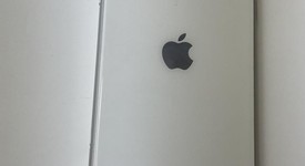 Mint
													Apple iPhone 11 - Boost, White, 64 GB, A2111, photo 6 of 6