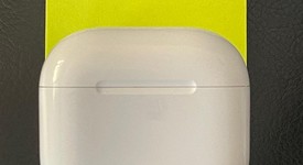 Used
													Apple AirPods 4th Gen - Active Noise Cancellation, photo 2 of 5