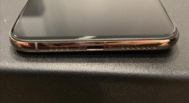 Mint
													Apple iPhone Xs Max - Sprint, Gold, 64 GB, A1921, photo 3 of 7