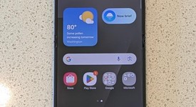 Mint
													Samsung Galaxy Z Flip7 - Unlocked, Jet Black, 256 GB, 12 GB, SM-F766U1, photo 1 of 11