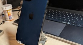 Mint
													Apple iPhone 13 - Unlocked, Midnight, 128 GB, A2482, photo 4 of 8