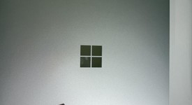 Good
													Microsoft Surface Laptop 4 - Ryzen 5, Platinum, 256 GB, 8 GB, 13.5", photo 2 of 14