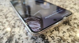 Mint
													Google Pixel 8 Pro - Unlocked, Porcelain, 128 GB, 12 GB, G1MNW, mmWave 5G, photo 2 of 4