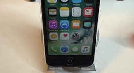 Good
													Apple iPhone 5C - Unlocked, White, 8 GB, A1532, GSM, photo 5 of 5