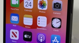 Mint
													Apple iPhone 15 - Unlocked, Black, 256 GB, A2846, photo 3 of 14