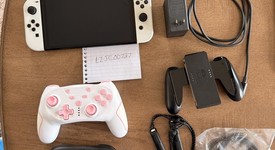 Good
													Nintendo Switch - OLED - White, 64 GB, photo 5 of 10