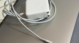 Good
													MacBook Pro 2020 - 13" - Apple M1, Silver, 512 GB, 8 GB, photo 4 of 9