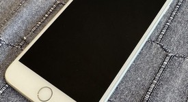 Good
													Apple iPhone 6 Plus - AT&T, Silver, 16 GB, A1522, photo 2 of 11