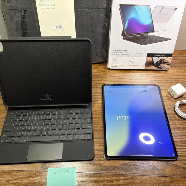 Apple iPad Pro 13 inch (M4) 2024 - Wi-Fi, 2 TB, Black, 16 GB, A2925, Standard Glass