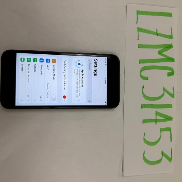 Apple iPhone SE 3rd Gen 2022 - Unlocked, 64 GB, Midnight, A2595