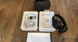 Used
													Beats Studio Pro - Black, photo 1 of 2