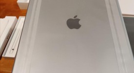 Mint
													Apple iPad Pro 12.9" 2nd Gen 2017 - Wi-Fi, Gray, 256 GB, photo 4 of 9