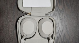 Used
													Sony WH-1000XM5 - Silver, photo 2 of 6