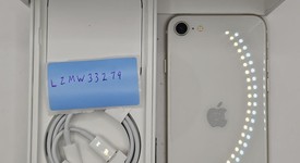 Mint
													Apple iPhone SE 3rd Gen 2022 - Unlocked, Starlight, 64 GB, A2595, photo 2 of 14