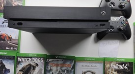 Mint
													Xbox One X (2017) - Black, Standard, photo 2 of 6