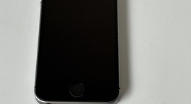 Good
													Apple iPhone SE 1st Gen 2016 - Unlocked, Grey, 32 GB, A1662, photo 2 of 8