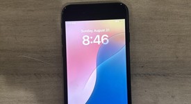 Good
													Apple iPhone SE 3rd Gen 2022 - Unlocked, Midnight, 64 GB, A2595, photo 2 of 7