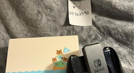 Mint
													Nintendo Switch - 32 GB, Animal Crossing: New Horizons, photo 4 of 5