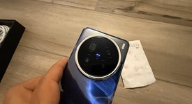 Mint
													Vivo X200 Pro - Unlocked Non-US, Blue, 256 GB, 12 GB, photo 1 of 12
