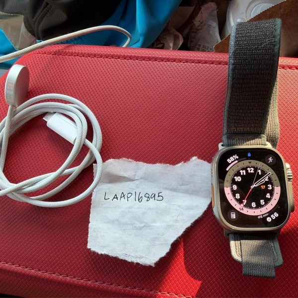 Apple Watch Ultra 49mm - Unlocked, Titanium, A2622