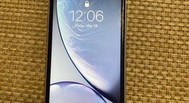 Mint
													Apple iPhone Xr - AT&T, White, 128 GB, A1984, photo 1 of 8