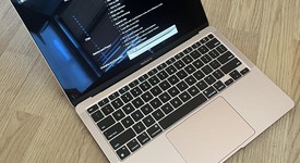 Mint
													MacBook Air 2020 - 13" - I7, Gold, 256 GB, 8 GB, photo 1 of 8