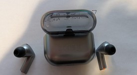 Used
													Samsung Galaxy Buds3 Pro - Silver, photo 6 of 6