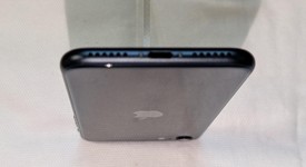 Mint
													Apple iPhone SE 3rd Gen 2022 - US Cellular, Midnight, 64 GB, A2595, photo 5 of 8