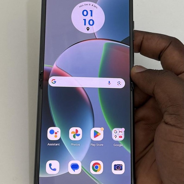 Motorola Razr (2023) - Cricket, 128 GB, Sage, 8 GB