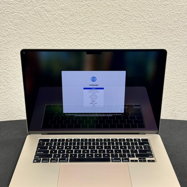 MacBook Air 2023 (M2) - 15 inch - 1 TB, Starlight, 16 GB, Apple M2