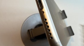 Good
													Apple iPhone 7 - Unlocked, Gold, 32 GB, A1660, photo 3 of 8