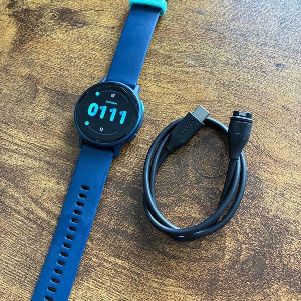 Garmin Vivoactive 5 - Navy Blue