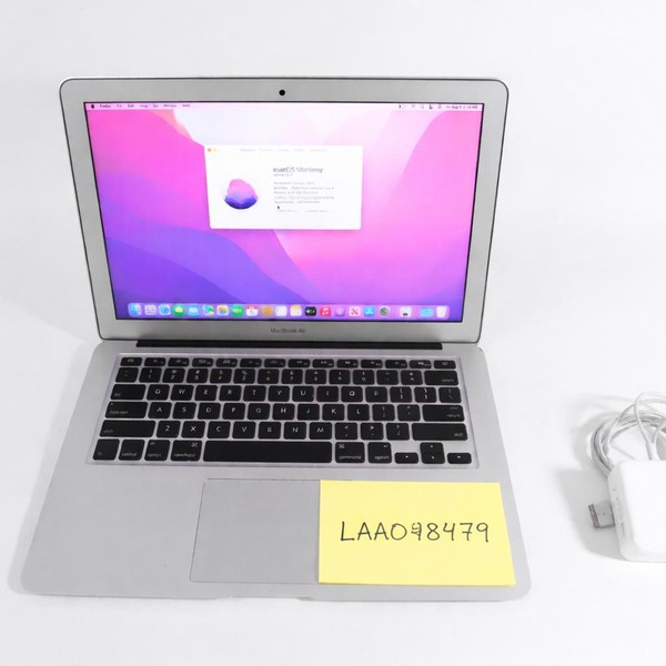 MacBook Air 2017 - 13 inch - 128 GB, Silver, 8 GB