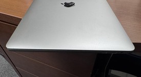 Good
													MacBook Pro 2020 - 13" - I7, Gray, 1 TB, 16 GB, photo 2 of 10